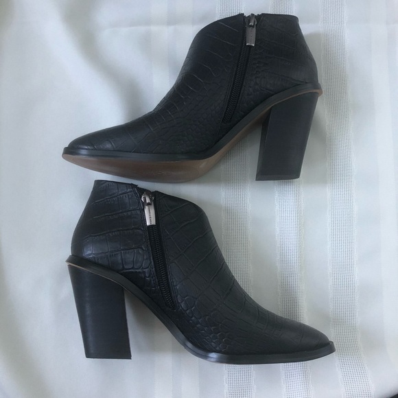 Nwt Vince Camuto Black Jorgetta Ankle 